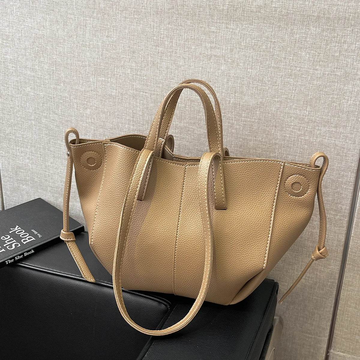Women Leather Large Capacity Tote Bag Luxury Waterproof Handbag Commuting Shopping Travel Shoulder Backpack Fashion Bag