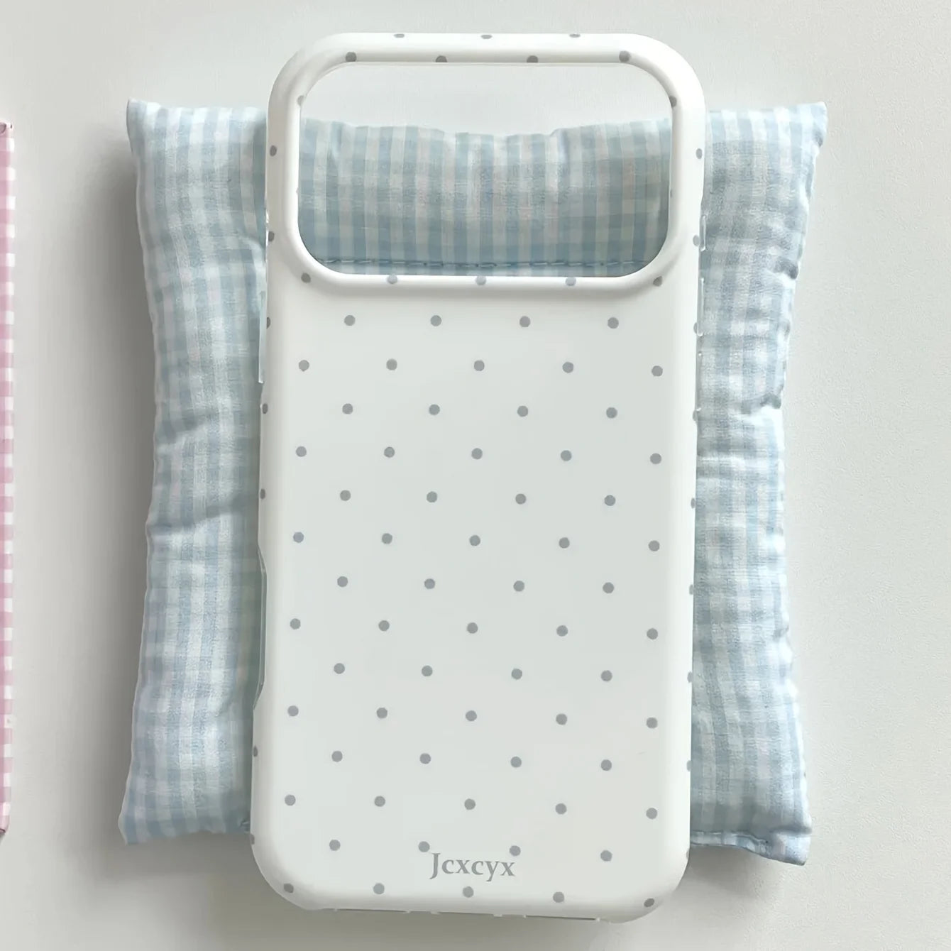 Cute polka dot contrasting phone case suitable for iPhone 17 16 15 14 13 12 11 Pro/Max/Plus anti drop and shockproof back cover