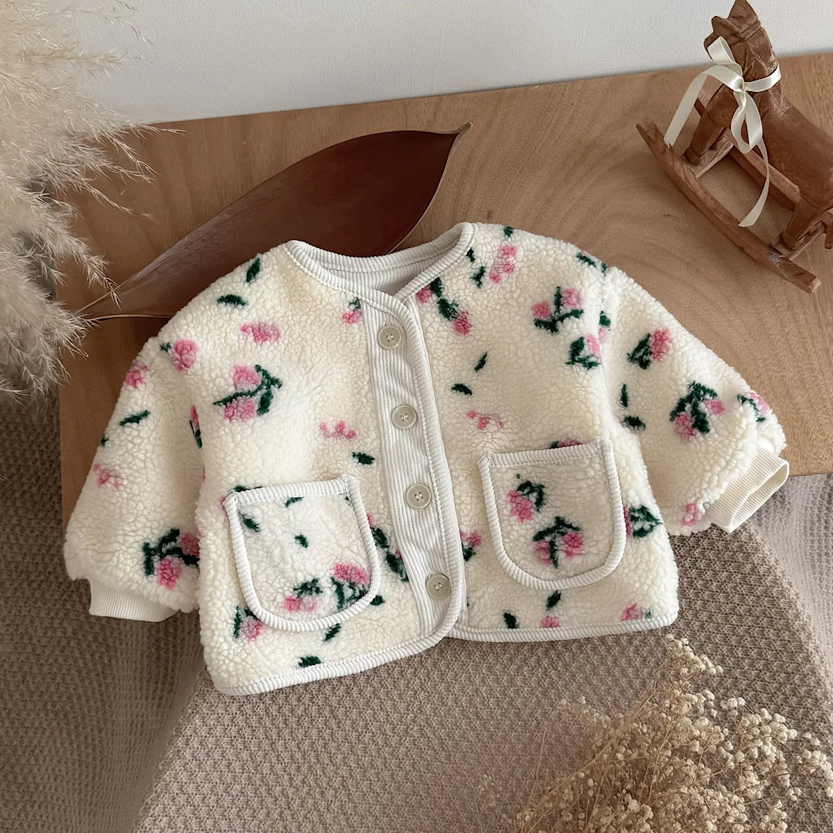 Wholesale 0-3 Y Baby Girls Clothes Full Of Floral Print Girls Thicken Jacket Fur Lining Girls Fur Coat Kids Girls Outfit