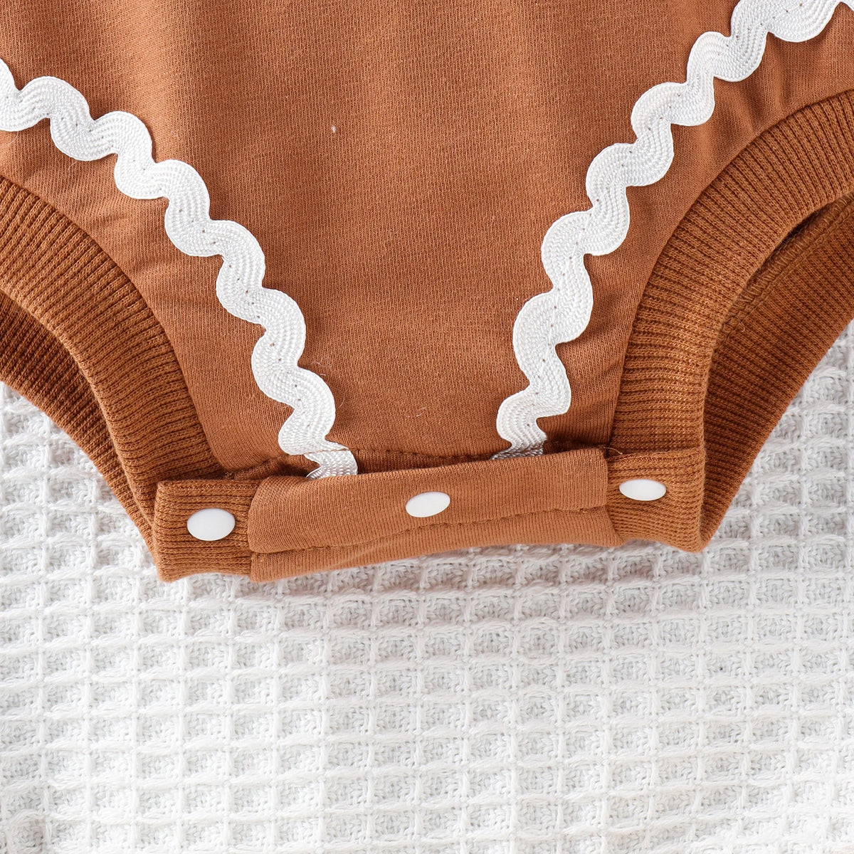 Winter New Style Sweet and Comfortable for Boys and Girls 0-1 Years Old Coffee Color Tiled Webbing Christmas Clothes