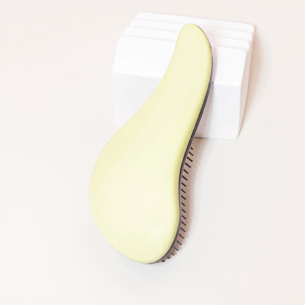 Antistatic Massage Detangling Brush, Wet Curly Hair Winding Shower Brush, Salon Hairdressing Tool, Ideal for Real Hair Wigs