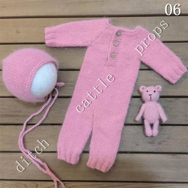 Newborn Photography props Pants Climbing Clothes BearTotal of Three Sets Handmade Knitted Mink