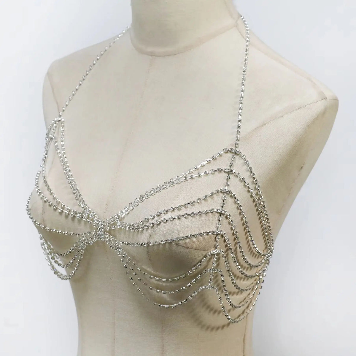 1Pcs Sexy Chest Chain Bra Body Chain Jewelry for Women Body Harness Tassel Body Chain Decoration Nightclub Rave Accessories