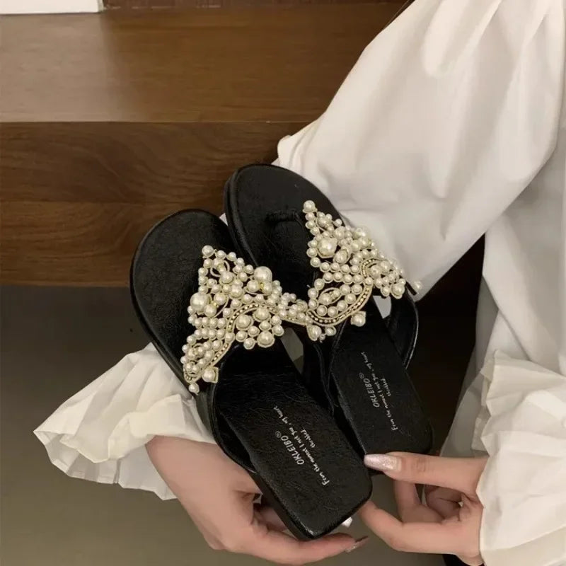 Flat Slippers Women's Summer New Pearl Versatile Soft Soled Ethnic Style Clip-toe Sandals with Low Heels
