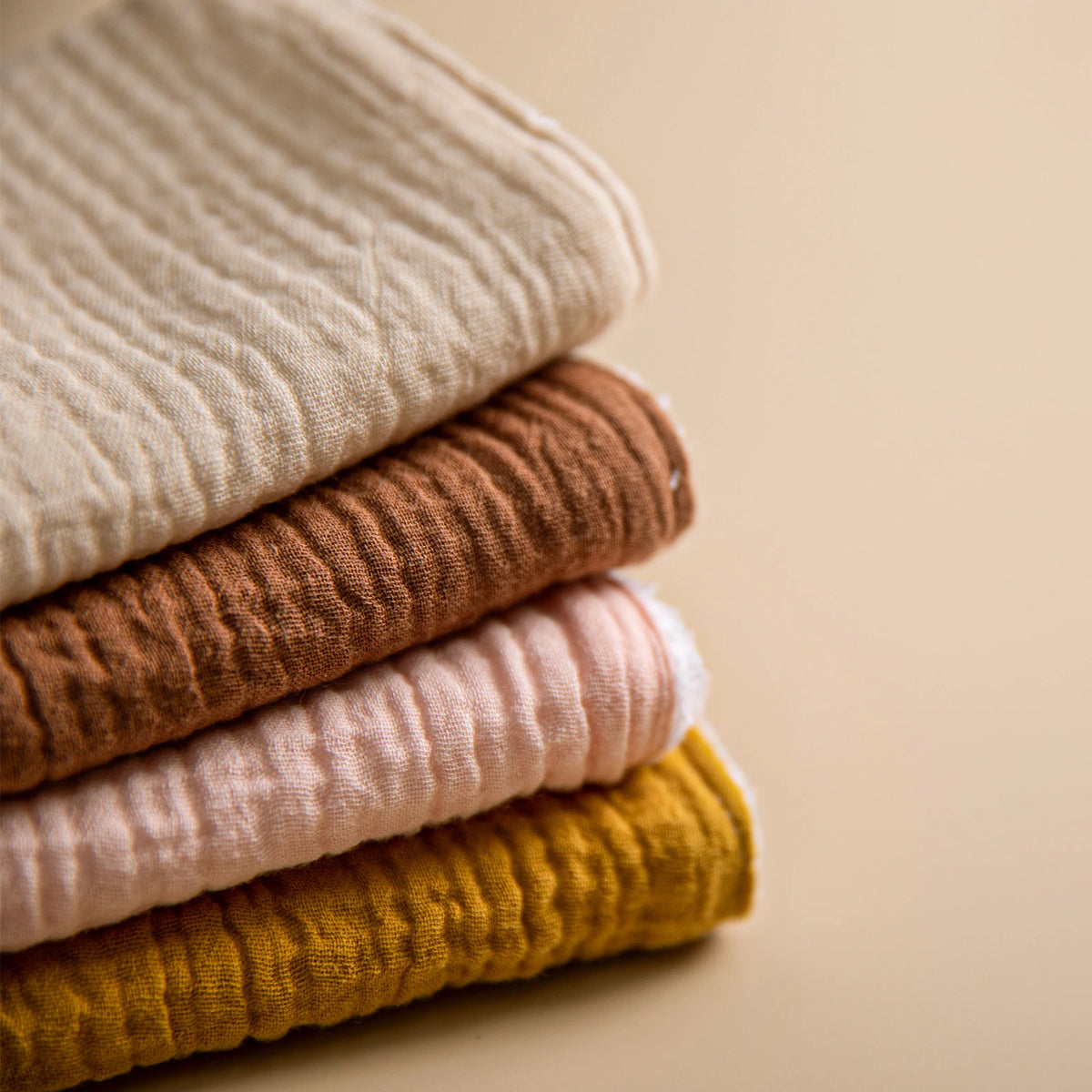 1PCS Newborn Baby Towel Soft Cotton Fabric Absorbent Gauze Bibs Feeding Bath Towel Baby Shower Gift Burp Cloth Kids Wipe