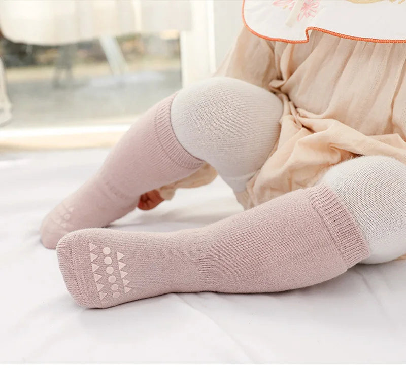 Thickened Kids Socks Baby Floor Socks Boys Girls Pure Color Cotton Warm Non-Slip Newborn Cotton Socks Autumn Winter