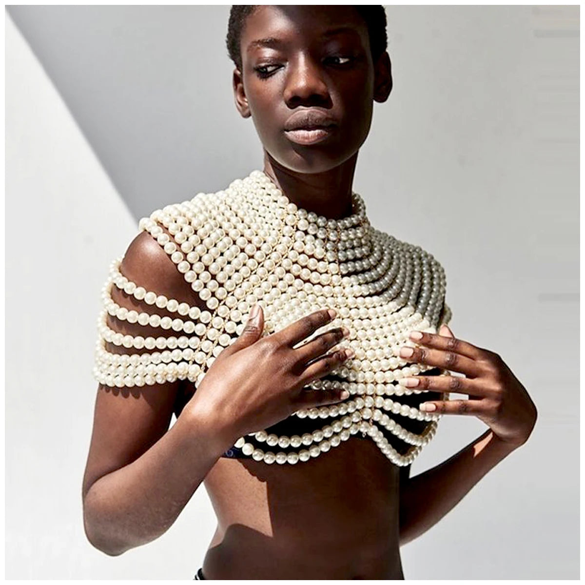 Luxury Women's Pearl Body Chain Necklaces Collar Shoulder Fashion Tops Beaded Necklaces Popular Jewelry Accessory