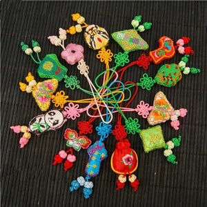 10 Pcs Y2K Bag Charms - Cute Embroidered Butterfly, Fish & Flower Pendants for Keychain, Phone Case Lanyard, Purse Accessory