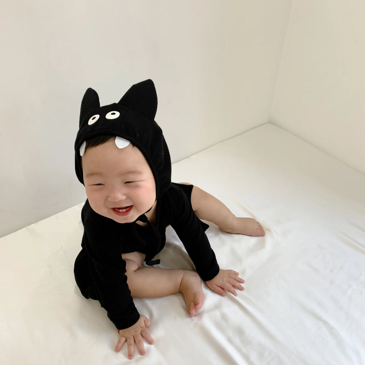 2025 Autumn New Cute Baby Boy Bodysuit Fashion Cartoon Bat Shape Baby Clothes Long Sleeve Infant Girl Jumpsuit + Hat Outfits