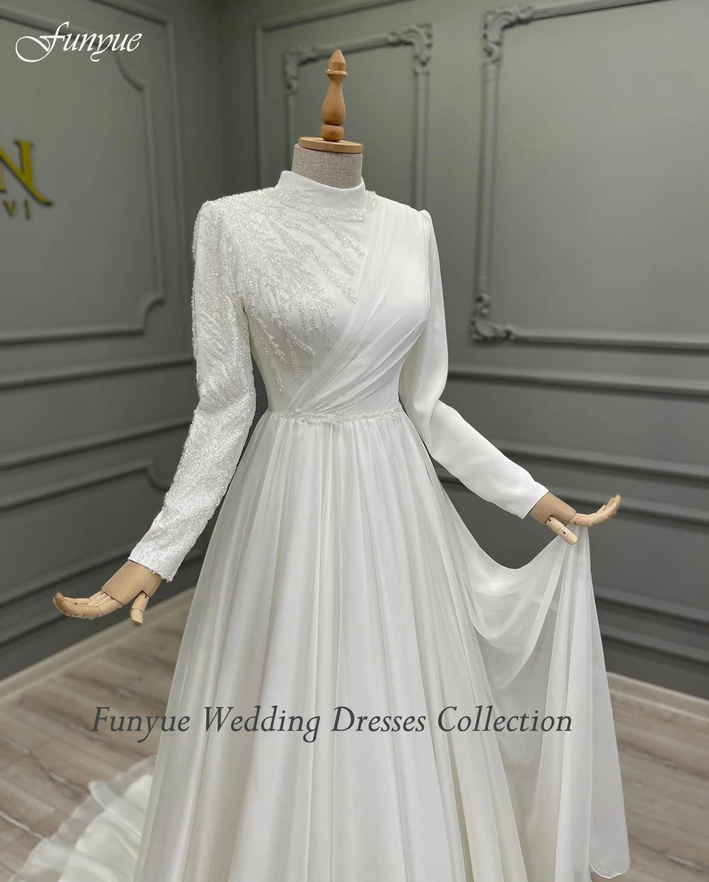 Customized Full Sleeve Muslim Wedding Dress 2025 New High Neck A-Line Chiffon Beading Bridal Gown for Bride To Be Robe De Mariée