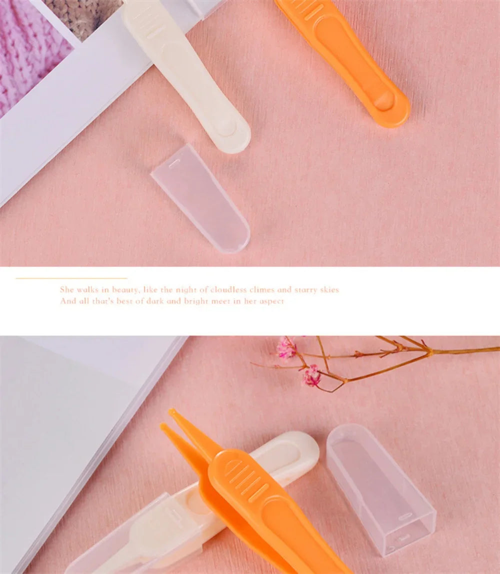 Baby Nose Cleaning Tweezers Infant Ear Nose Navel Clean Tool Safe Baby Dig Booger Clips Snot Removal Newborn Cleaning Supplies