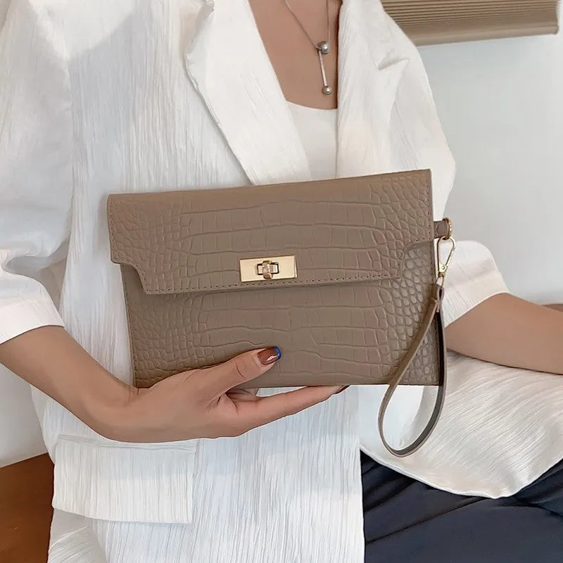 Fashion Luxury Handbags Women Bag PU Leather Clutch Ladies Evening Envelope Bag Female Day Clutches Purse Portable Wristlet Bag