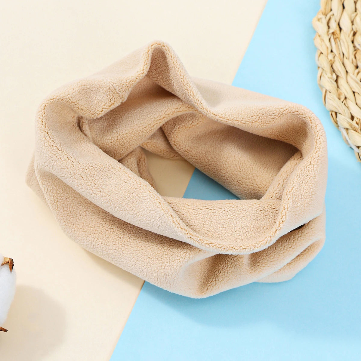 Autumn and Winter Children's Scarf Baby Bib Baby Warm Bib Solid Color Knit Bib for Boys and Girls Baby Shawls