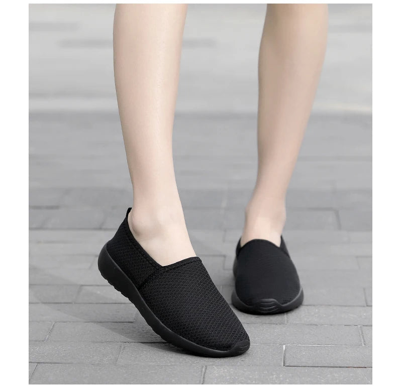 Breathable Women Running Shoes Lightweight Anti-slip Female Sports Shoes Outdoor Soft Loafers Women's Sneakers Fashion Tennis
