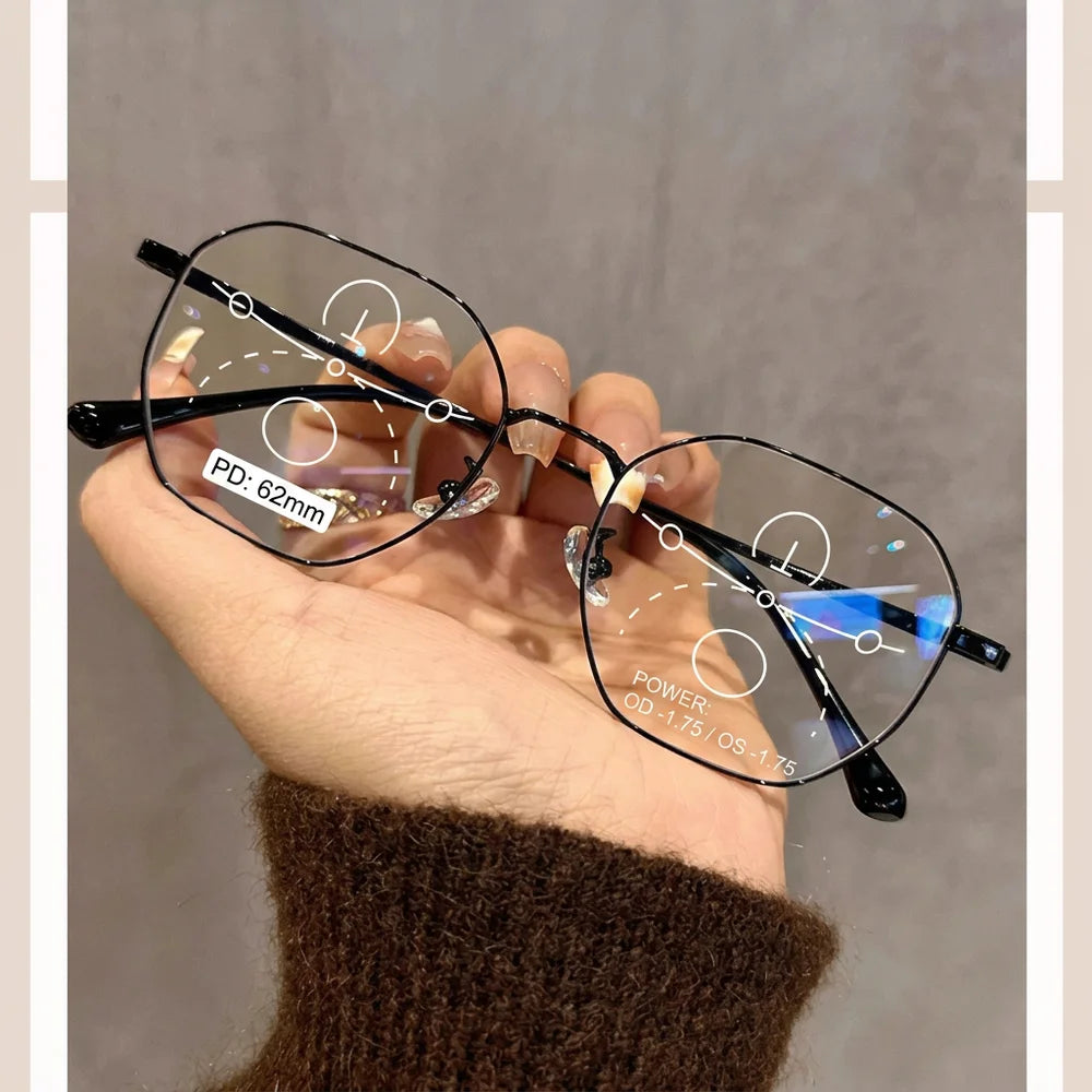 KLASSNUM Progressive Multifocal Reading Glasses for Women Photochromic Blue Light Blocking Distance Near Dual Use Eyeglasses