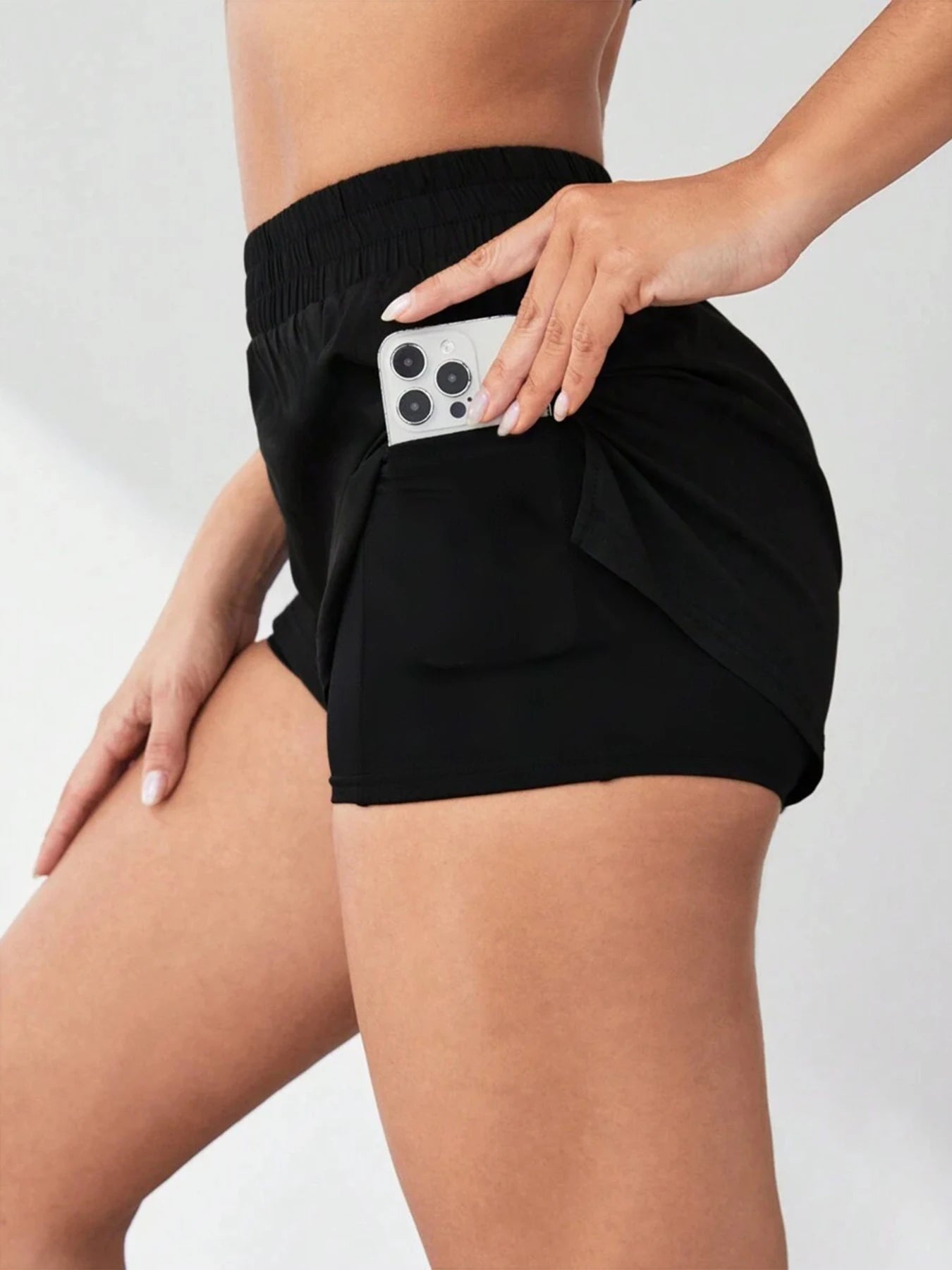 Elegant women's sportswear, sport pants, yoga, fitness, quick-drying aerobic exercises, tennis, badminton, sexy shorts