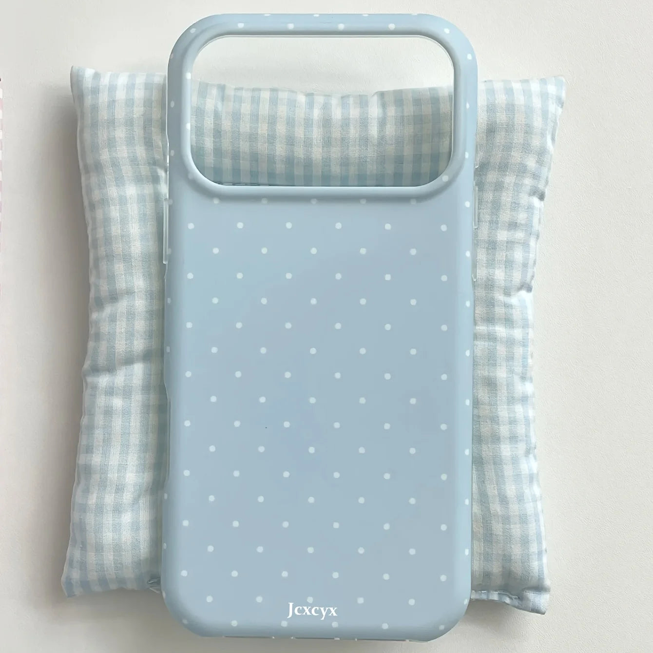Cute polka dot contrasting phone case suitable for iPhone 17 16 15 14 13 12 11 Pro/Max/Plus anti drop and shockproof back cover