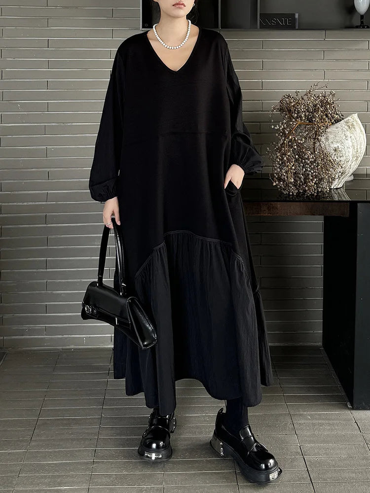 EAM Women Black Waist Drawstring Big Size Casual Midi Dress New V-Neck Long Sleeve Fashion Tide Spring Autumn 2026 1DJ3697