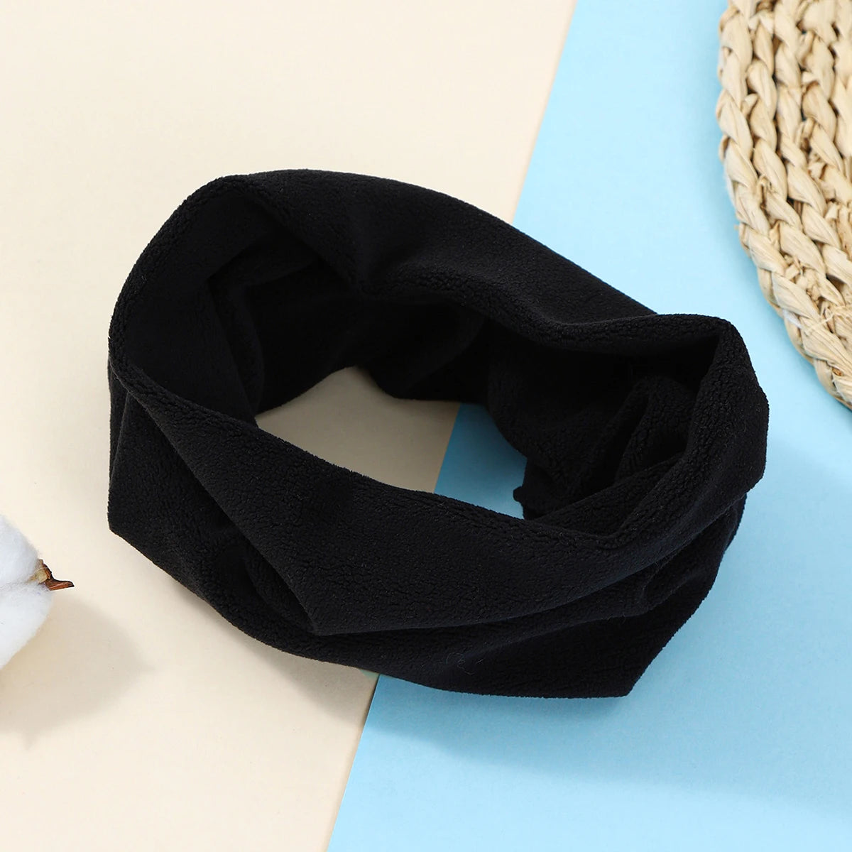 Autumn and Winter Children's Scarf Baby Bib Baby Warm Bib Solid Color Knit Bib for Boys and Girls Baby Shawls