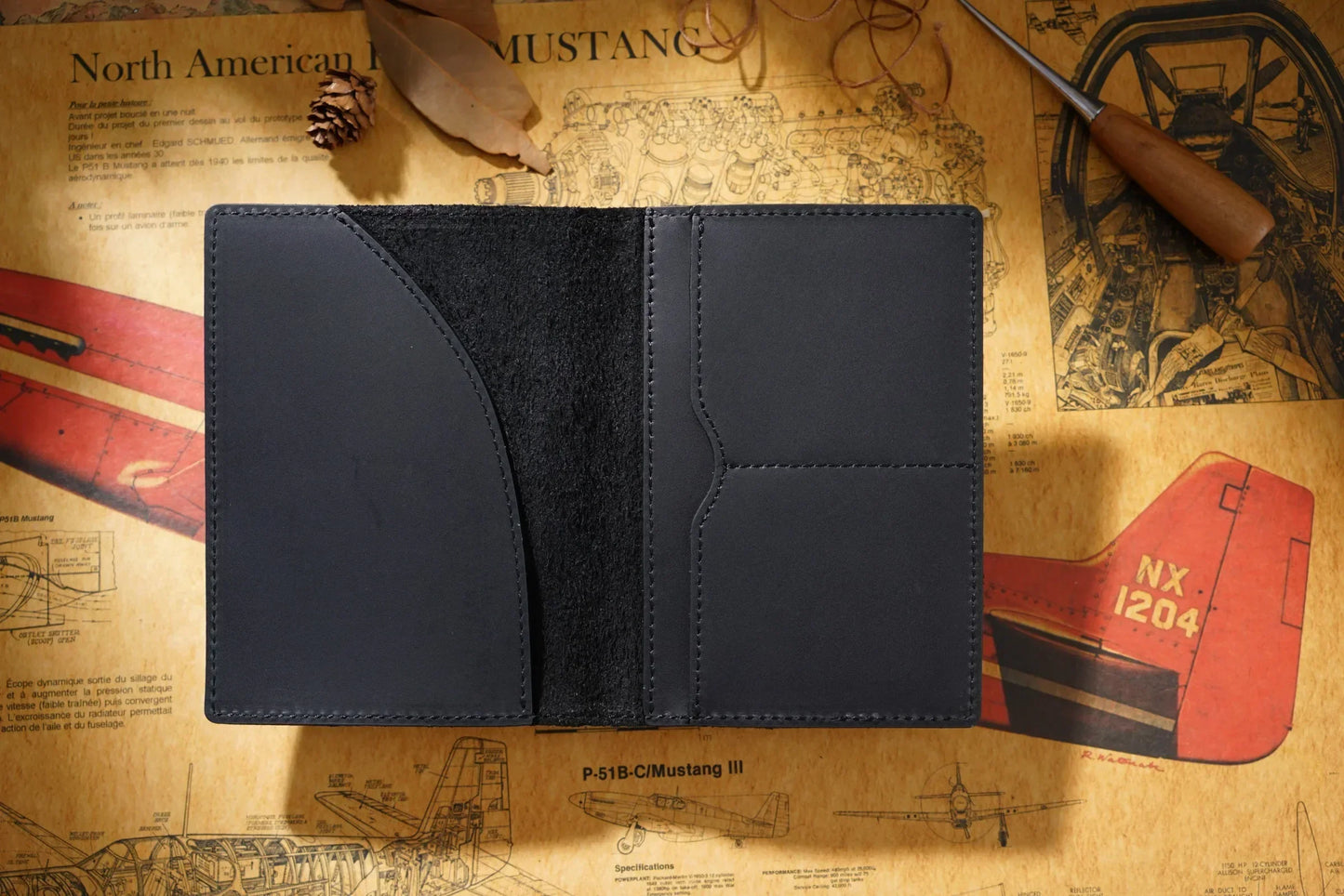Leather Passport Holder for Travel Essentials, Slim Passport Cover Case Travel Wallet Bifold Credit Card Bag for Women Men
