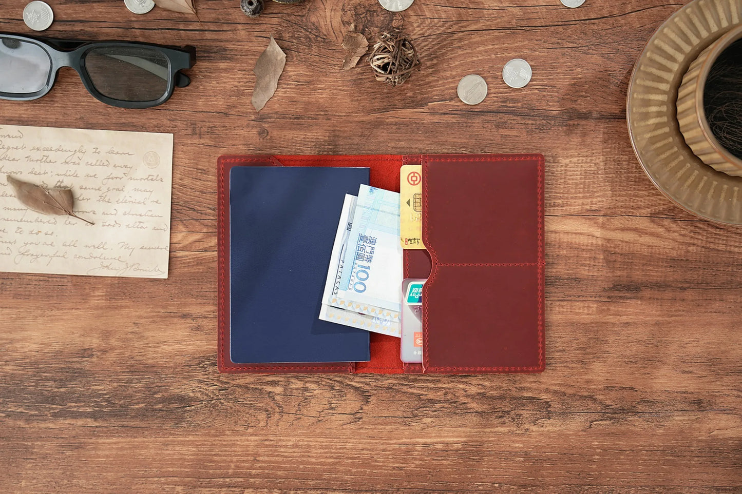 Leather Passport Holder for Travel Essentials, Slim Passport Cover Case Travel Wallet Bifold Credit Card Bag for Women Men