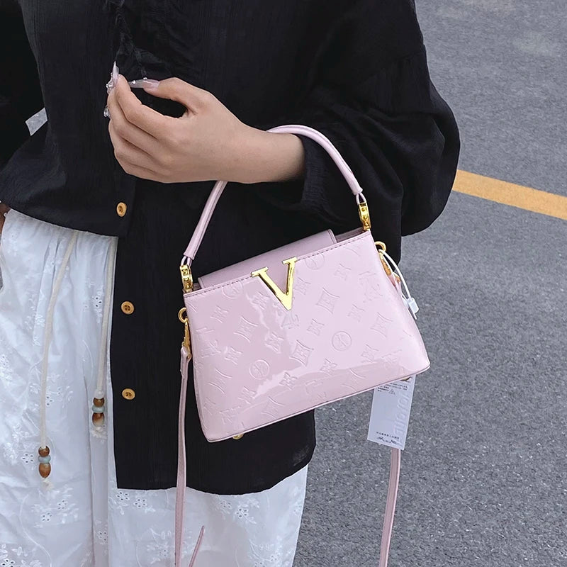 2026 Elegant Ladies Messenger Bag, High-Quality Leather Shoulder Bag For Women With Famous Designer Practical Style
