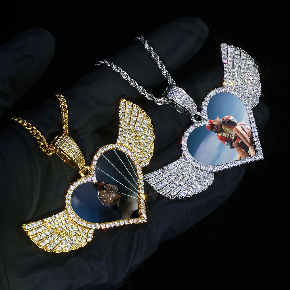 HHIOK Custom 18K Gold Plated Cubic Zircon Photo Pendant Medallions Wing Circle Pendant Necklace Personalized Wholesale