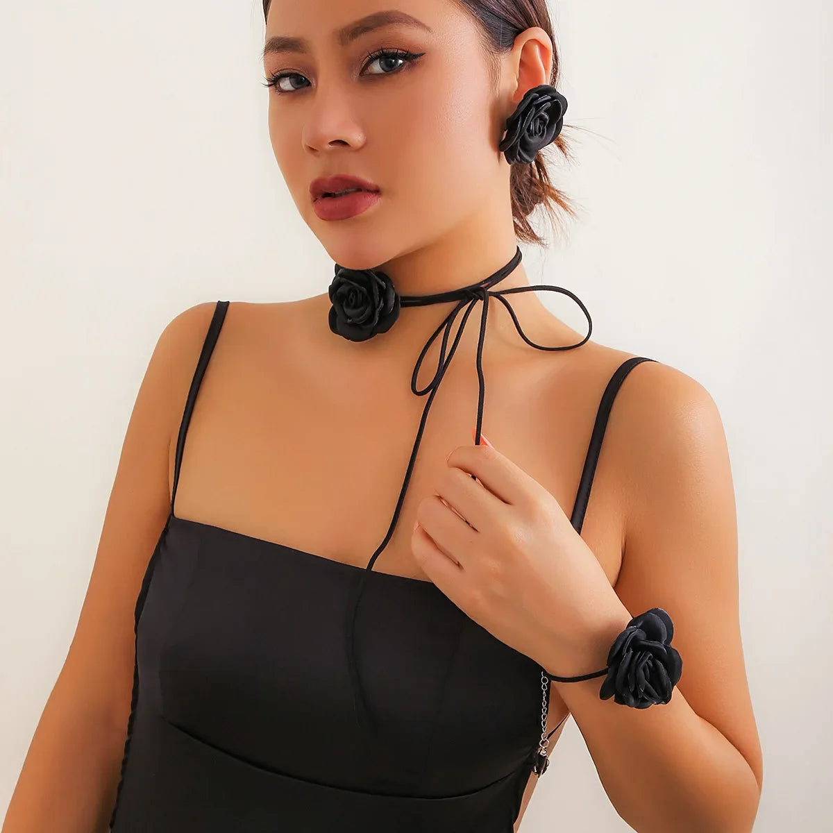 Women Adjustable Rope Choker Clavicle Chain Goth Y2K Romantic Rose Flower Necklace Bracelet Earrings Set