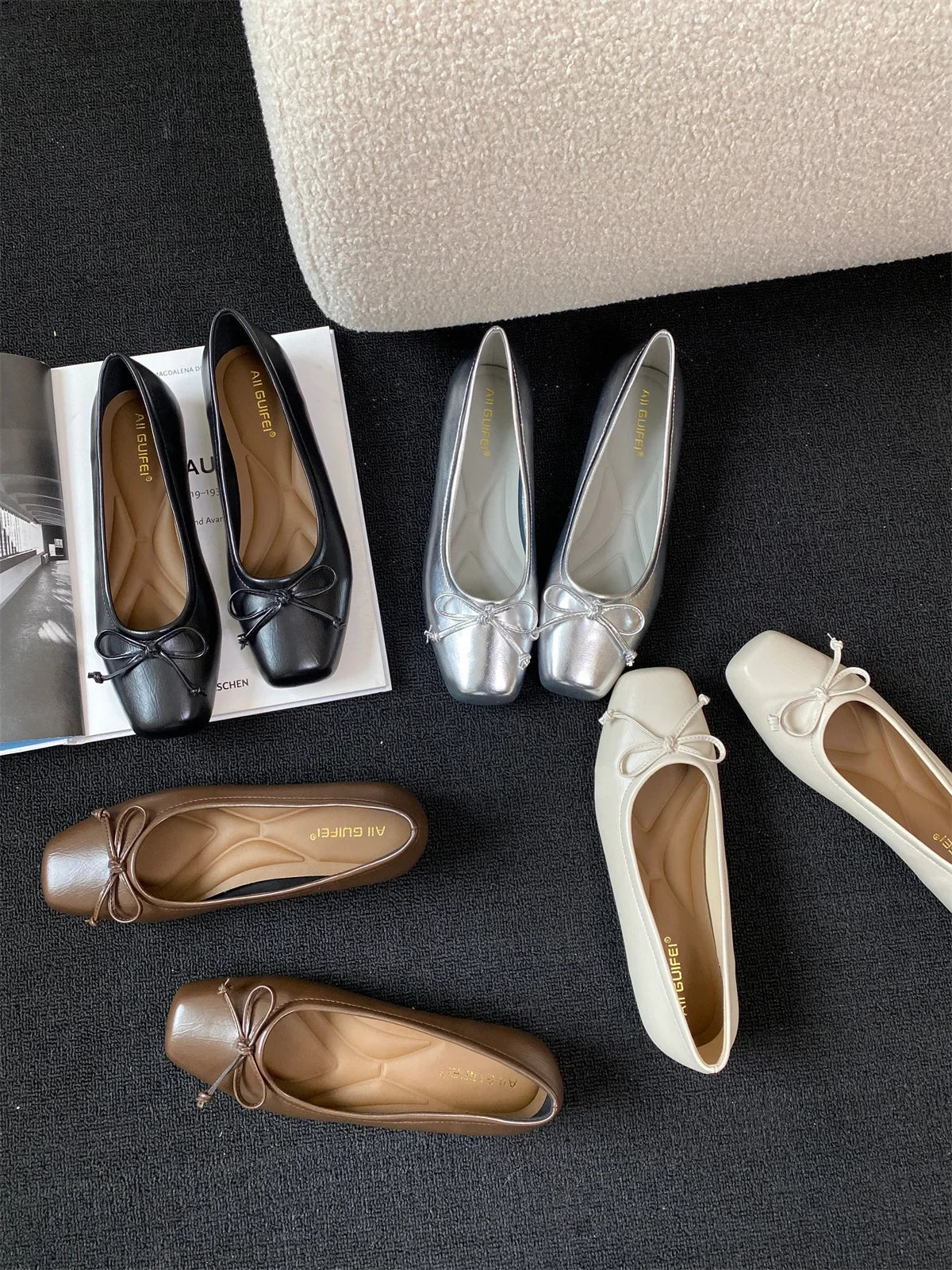 Gentle Fairy Style Flat Bottom Single Shoes Women's Spring 2025 New Butterfly Knot Square Head Silver Color Bean Shoes