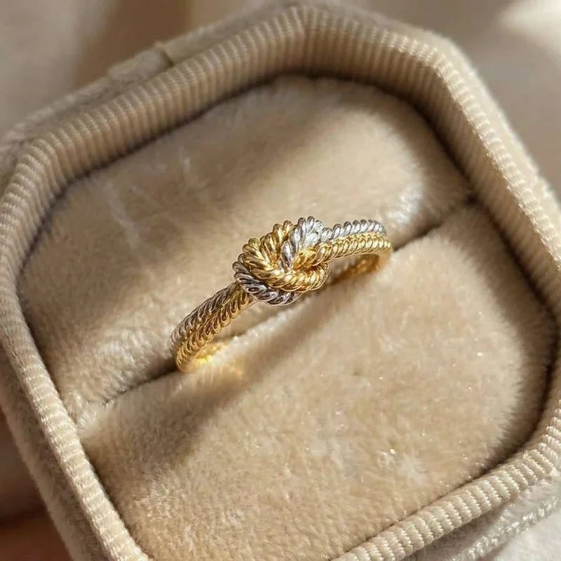 925 Sterling Silver Exquisite Knot Rings Two-tone Lines Twisted Women Rings Female Accessories Daily Wear Fashion Jewelry Gift