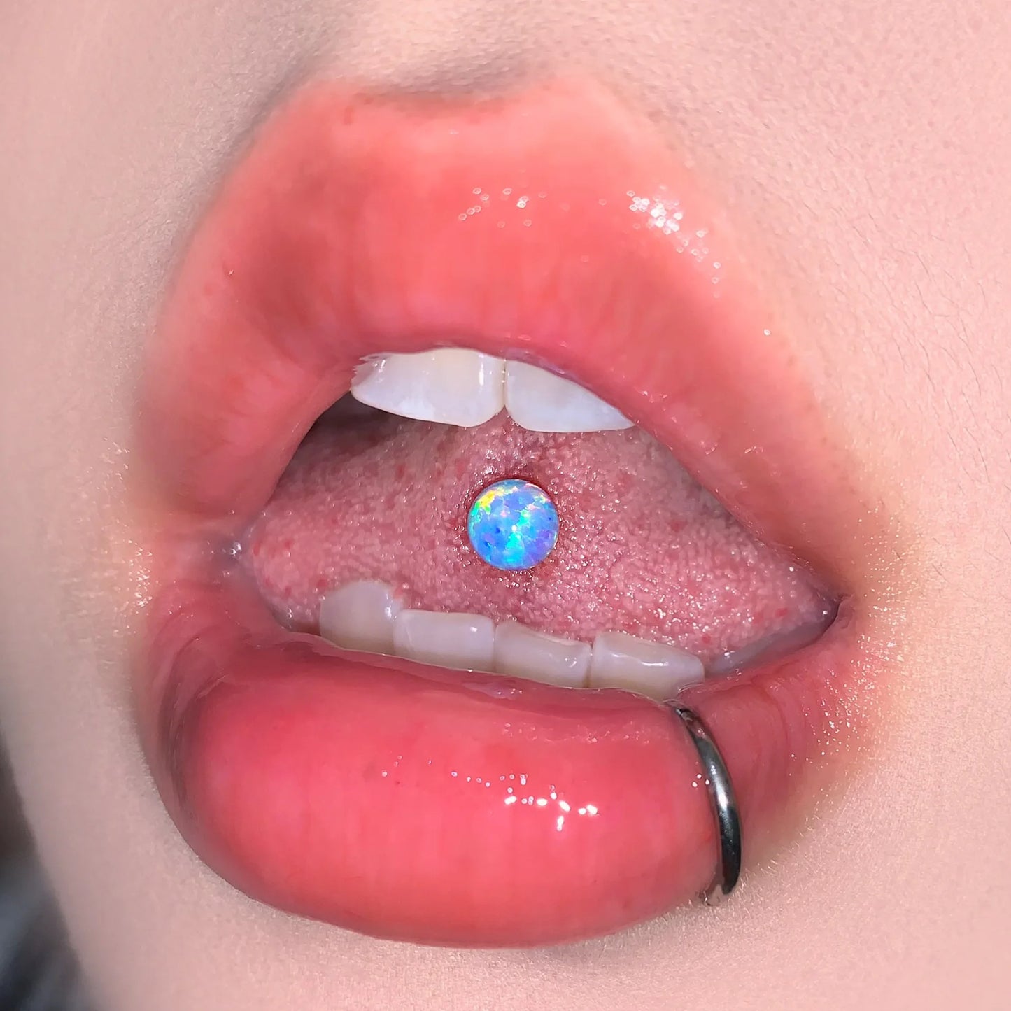 Fashionable 316L Stainless Steel External Thread 1.6mm Tongue Piercing Spicy Girl Piercing Jewelry High-quality and Simple