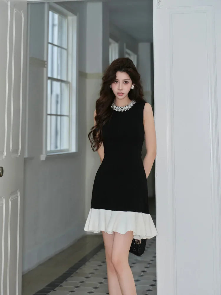 Elegant Pearl Detail Knitted Ice Silk Sleeveless A- Line Dress French Style Summer Dress for Women with Lace Hem Empire Waist