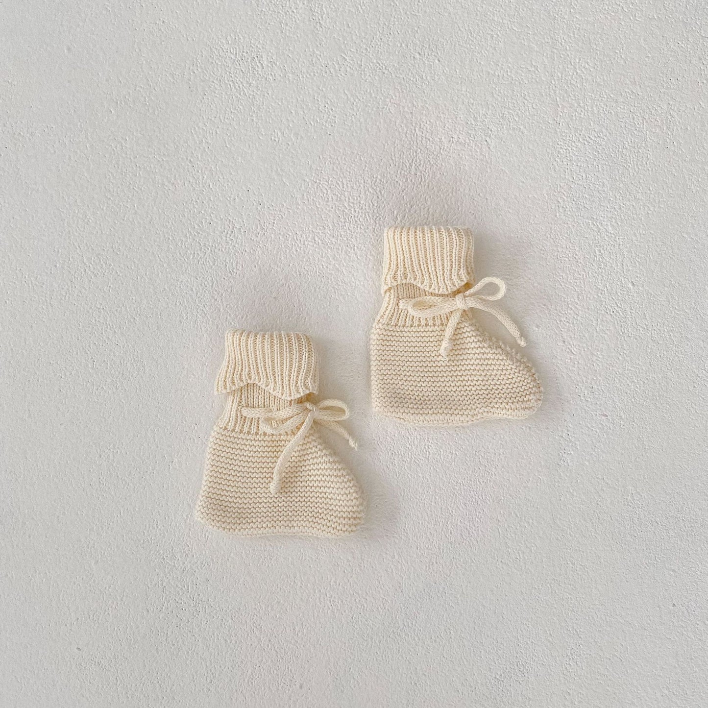 Baby Clothing 2025 Autumn Winter New Fashionable Casual Simple Sweet Floral Jacquard Coat Knitted Pants Hat Socks Kids Clothes