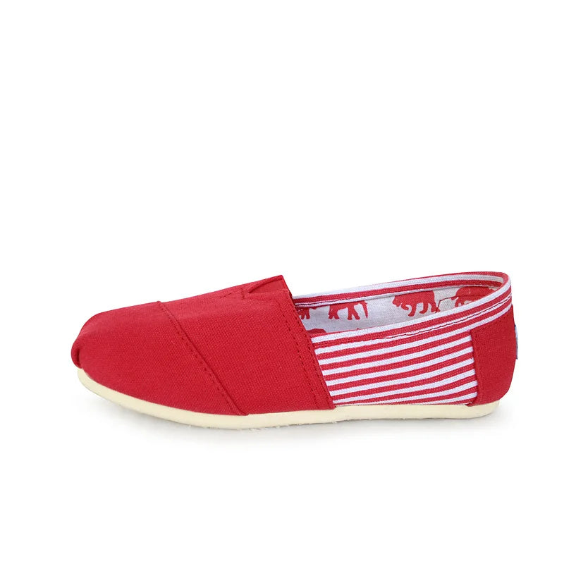 Hot Sale Classic Men Flat Shoes Comfortable Slip On Canvas Shoes Men Casual Loafers Breathable Red Plimsolls Women Walking Shoes