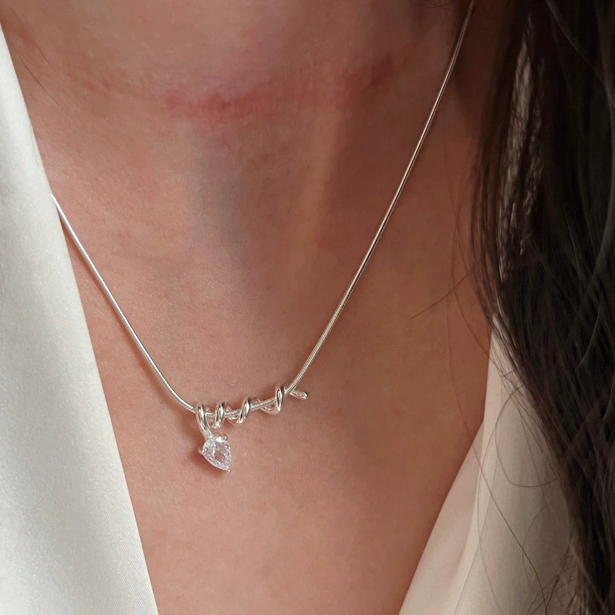 VENTFILLE  925 Sterling Silver Black Agate Necklace for Women Girl Snake Bone Chain Water Drop Jewelry Gift Dropshipping