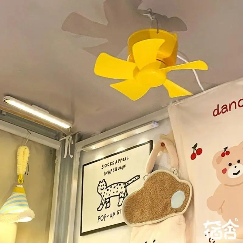 D0AB USB Powered Mini Fan Remote Controlled Electric Fan for Office and Dormitory Use