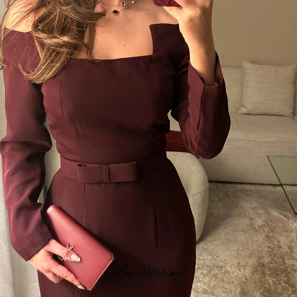 Simple Burgundy Jersey Prom Dress Elegant Mermaid Long Sleeves Evening Dress with Side Slit Classic Boat Neck Celebrity Gowns