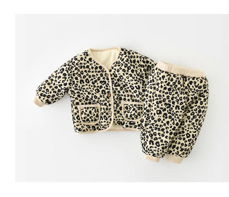 2026 Winter New Baby Warm Clothes Set Cute Leopard Floral Coat + Pants 2pcs Suit Vintage Baby Girl Outfits Infant Jacket Set