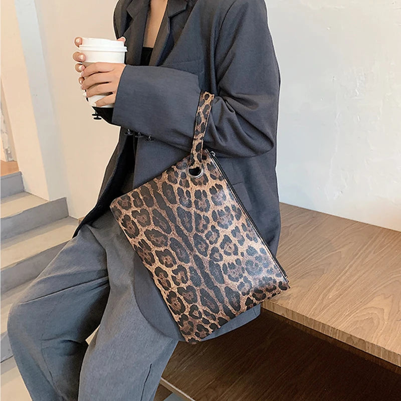Fashion Luxury Handbags Women Bag PU Leather Clutch Ladies Evening Envelope Bag Female Day Clutches Purse Portable Wristlet Bag