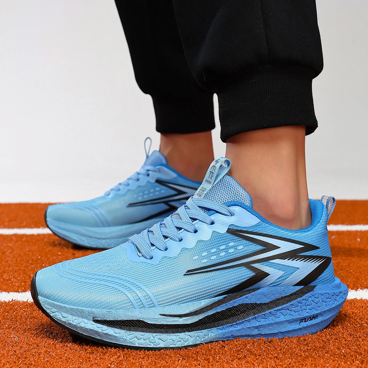 Men Running Shoes Speciality Marathon Sports Shoes Breathable Lightweight Carbon Board Women's Trend Athletic Sneakers Women