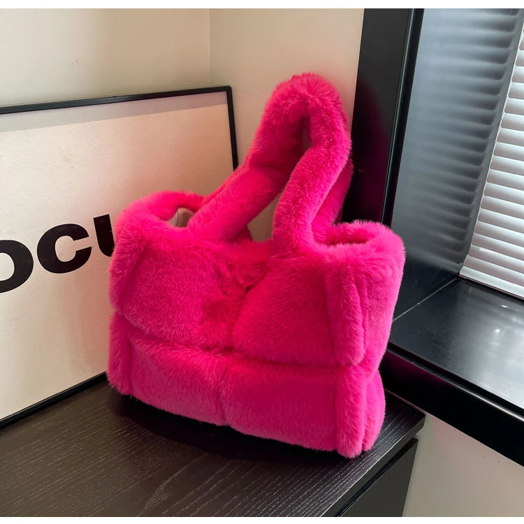 Luxury Faux Fur Women's Shoulder Bags Large Capacity Soft Plush Casual Tote Bags Winter Fashion Female Travel Purse Handbags