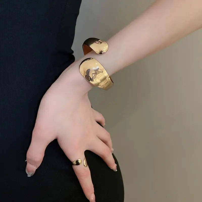Minimalist Geometric Metal Bracelet and Ring Set Chic Fashion Jewelry for Party or Daily Wear