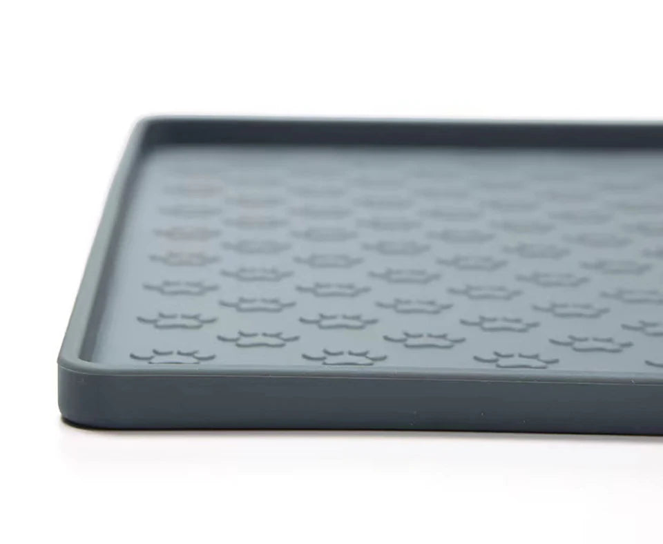 Pet Placemat Cat Dog Drinking Feeding Placemat Feeder Mats Cat Feed Mat Dog Food bowl Mat Silicone Waterproof Pet Bowl Pad 2025