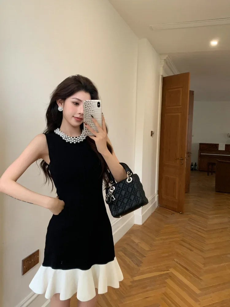 Elegant Pearl Detail Knitted Ice Silk Sleeveless A- Line Dress French Style Summer Dress for Women with Lace Hem Empire Waist