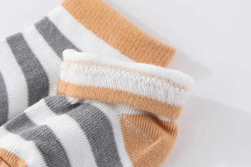Kiddiezoom 5 Pairs Fashion Newborn Baby Boy Girl mid-calf Socks Cotton Soft Breathable Infant Accessories Four Seasons 0-12M