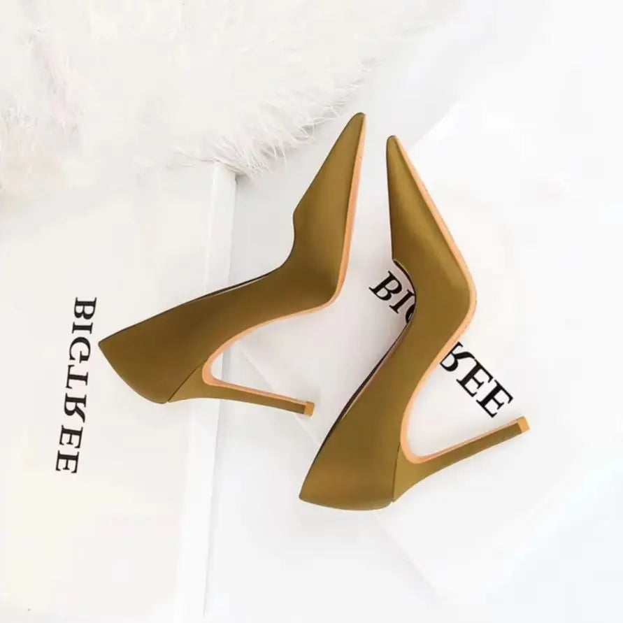 Large Size 43 Pointed Shoes Woman Pumps Professional OL High Heels Office Shoes Silks Satins Women Heels Stilettos Ladies Shoes