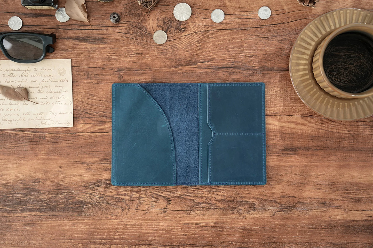 Leather Passport Holder for Travel Essentials, Slim Passport Cover Case Travel Wallet Bifold Credit Card Bag for Women Men