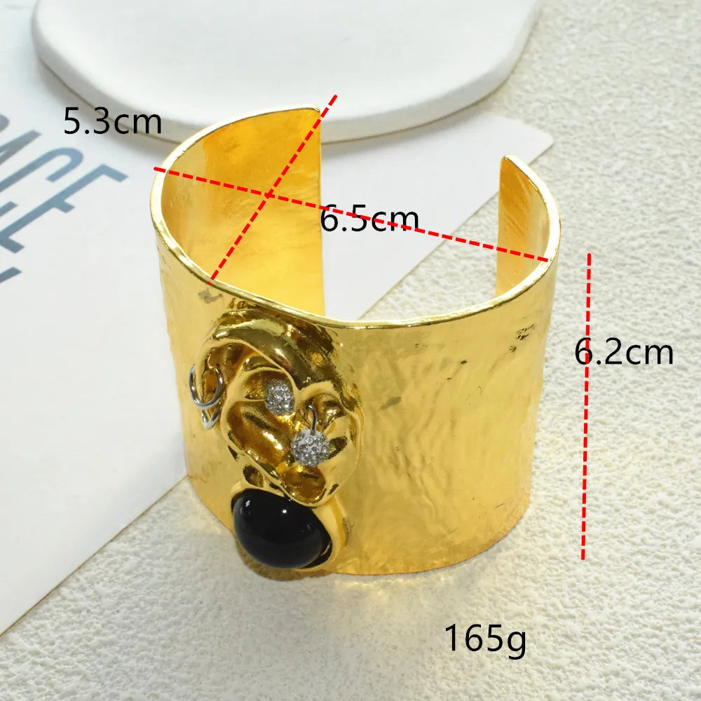 1PC Exaggerated Metal Alloy Ear Facial Cuff Bracelet for Women Fashion Jewelry Hand Open Bangle Accessory