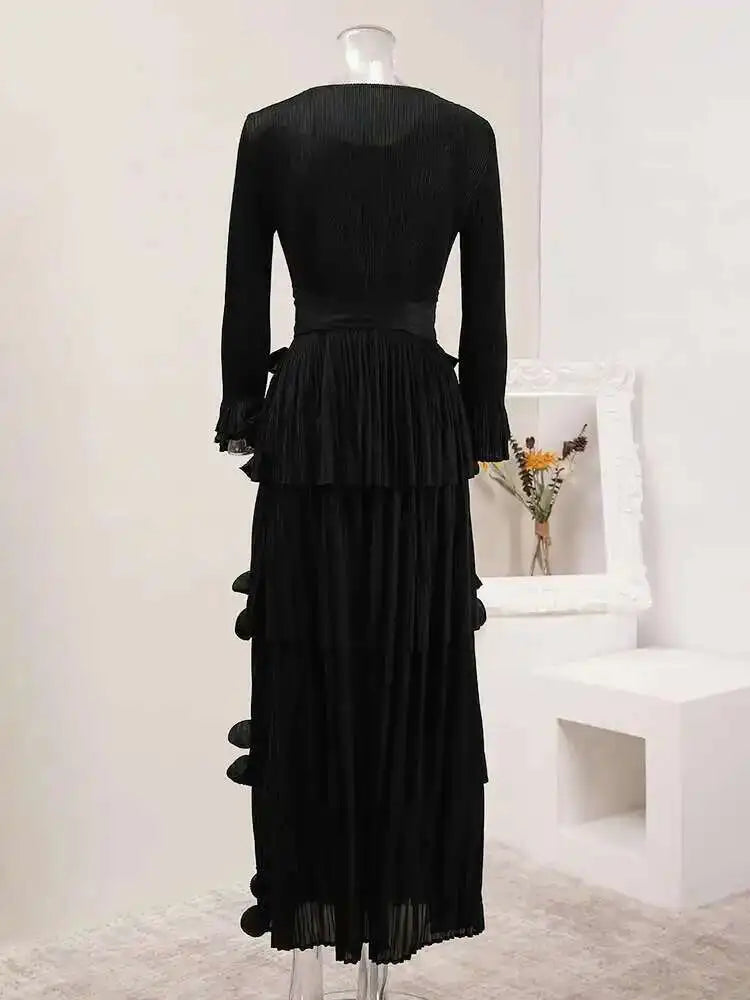 LANMREM Pleated Appliques Long Dresses For Women Round Collar Lace-up Full Sleeve Evening Party New 2025 Lady Dress 32S1173