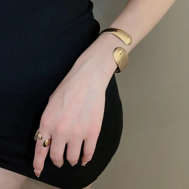 Minimalist Geometric Metal Bracelet and Ring Set Chic Fashion Jewelry for Party or Daily Wear